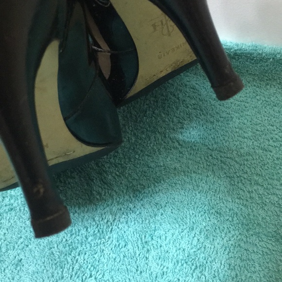 Cole Haan open toe heels - Picture 4 of 4